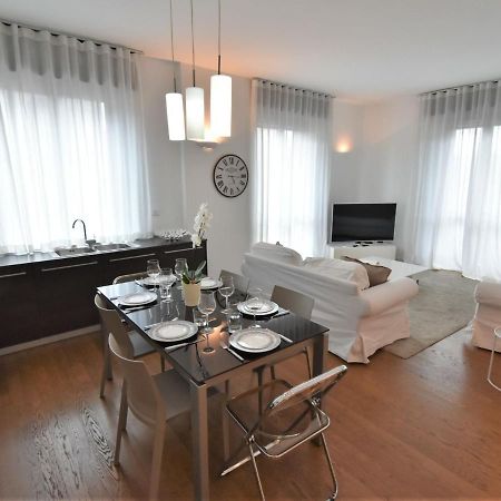 Apartment Corso Genova Apartment By Interhome Милано Екстериор снимка