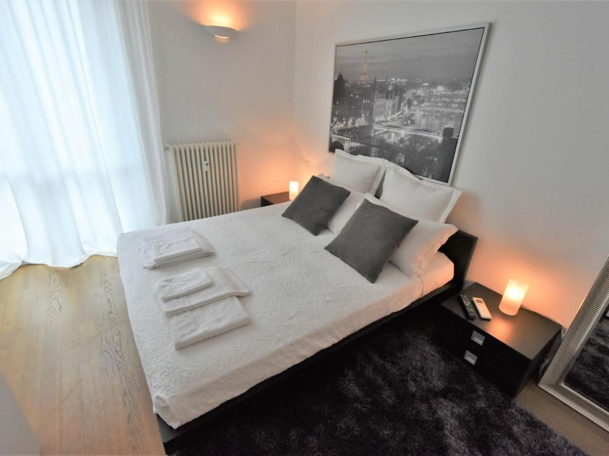 Apartment Corso Genova Apartment By Interhome Милано Екстериор снимка